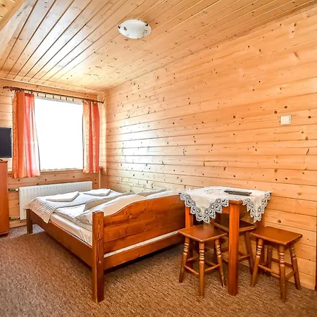 U Topora Z Jacuzzi - 80m Do Stacji Narciarskiej Bed & Breakfast